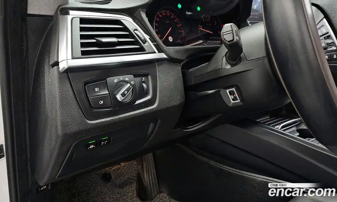 BMW 3 серия 2020 2.0 автомат (гидро), фото 24