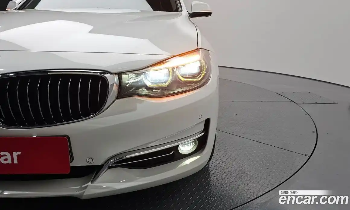 BMW 3 серия 2020 2.0 автомат (гидро), фото 8