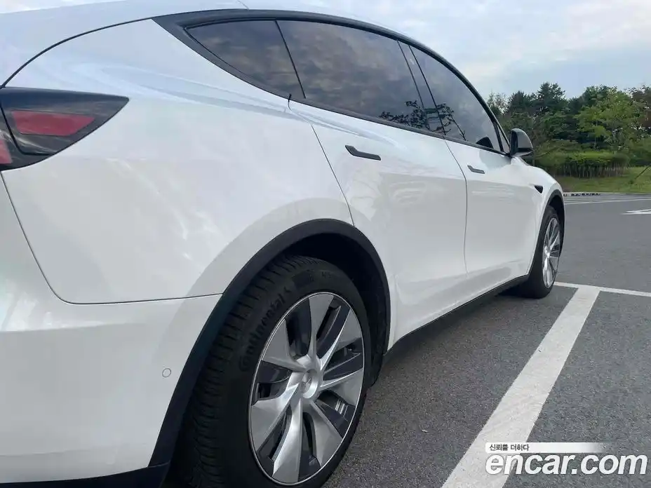 Tesla Model Y 2021 автомат (гидро), фото 6 Tesla Model Y 2021 автомат (гидро), фото 6