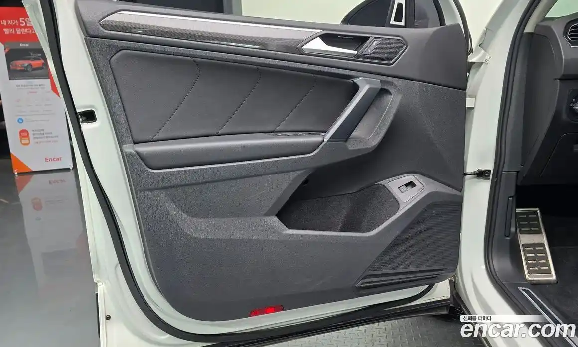 Volkswagen Tiguan 2020 2.0 автомат (гидро), фото 14