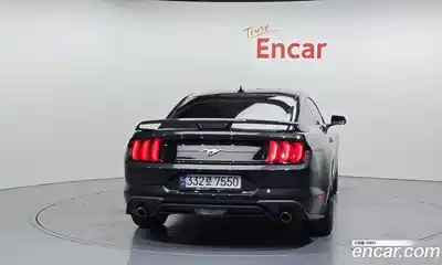 Ford Mustang 2023 2.3 автомат (гидро), миниатюра 4