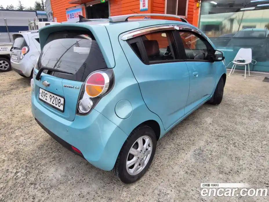 Chevrolet Spark 2012 1.0 автомат (гидро), фото 2