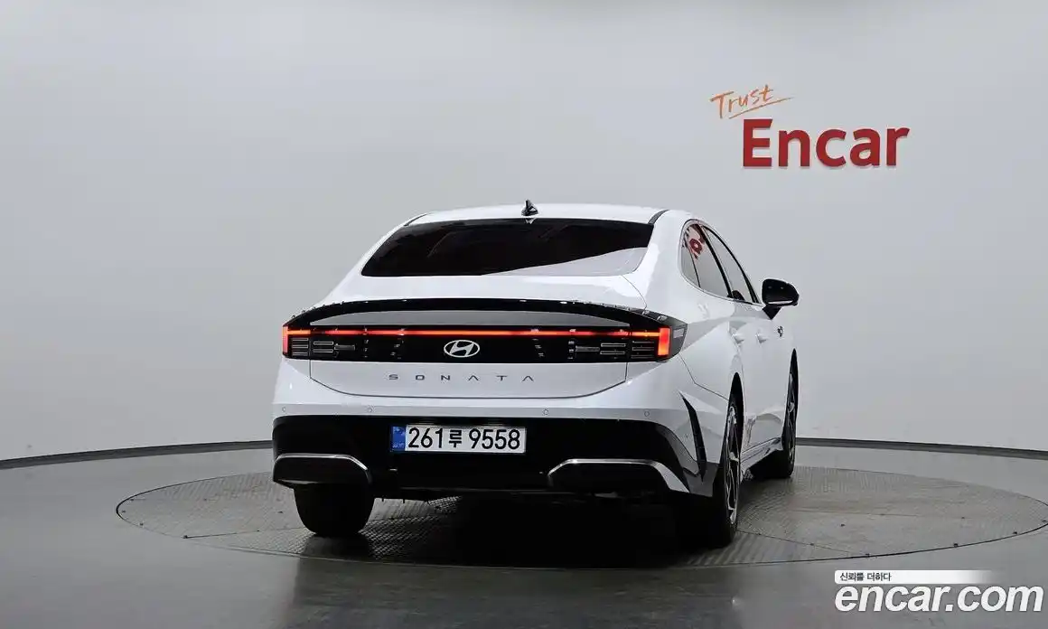 Hyundai Sonata 2025 1.6 автомат (гидро), фото 4