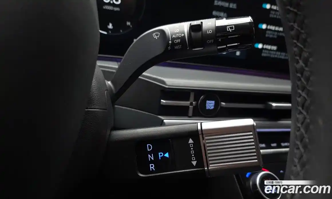 Hyundai Santa Fe 2023 2.5 автомат (гидро), фото 12