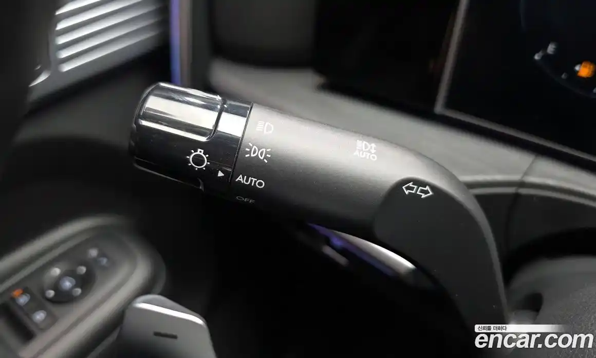 Hyundai Santa Fe 2023 2.5 автомат (гидро), фото 30