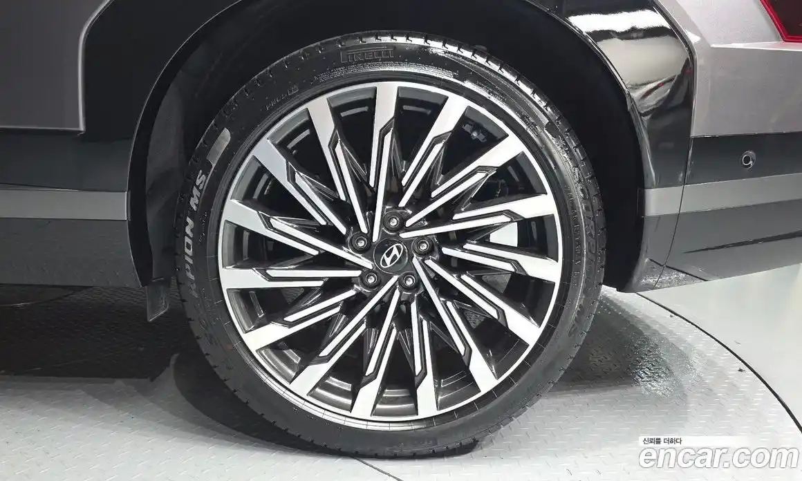 Hyundai Santa Fe 2023 2.5 автомат (гидро), фото 5
