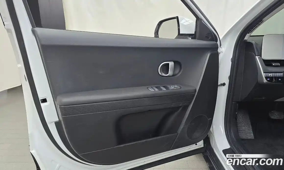Hyundai Ioniq 5 2023 0.1 автомат (гидро), фото 14