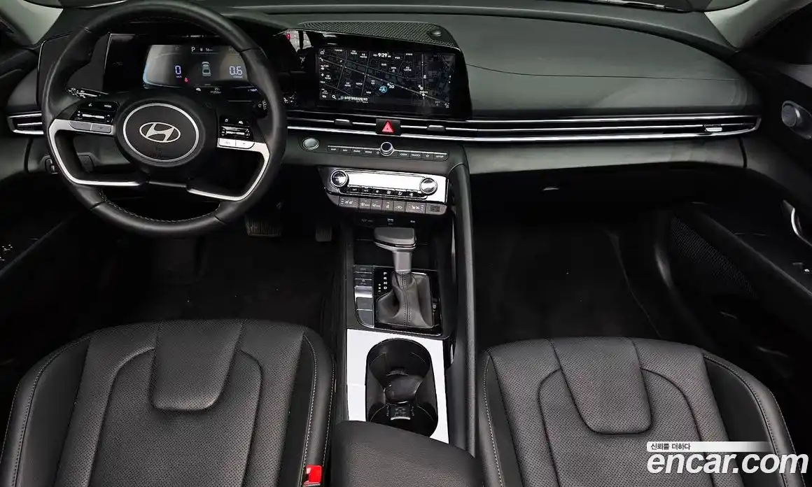 Hyundai Avante 2025 1.6 автомат (гидро), фото 7