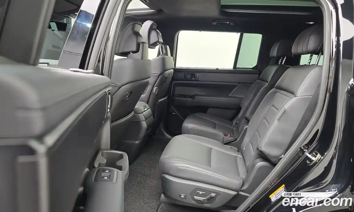 Hyundai Santa Fe 2025 1.6 автомат (гидро), фото 18