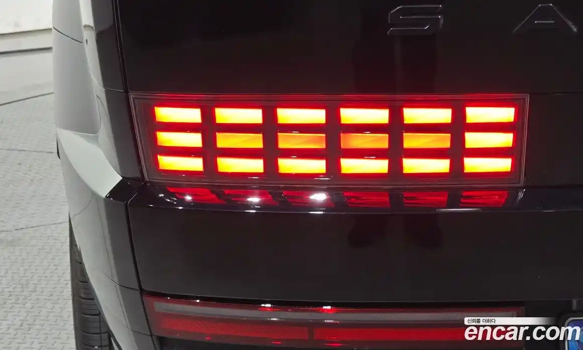 Hyundai Santa Fe 2025 1.6 автомат (гидро), фото 9