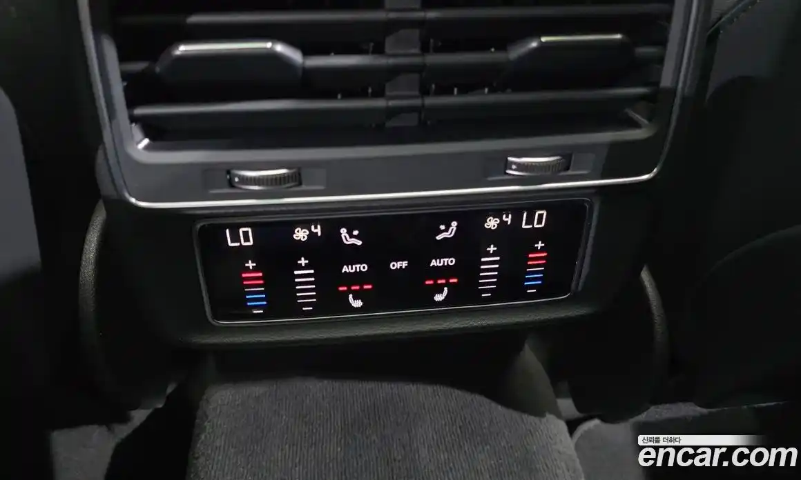 Audi Q7 2022 3.0 автомат (гидро), фото 30
