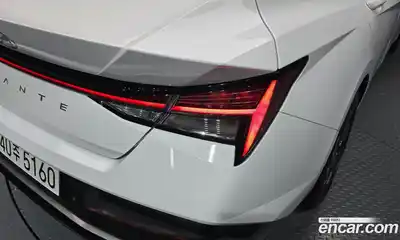 Hyundai Avante 2024 1.6 автомат (гидро), миниатюра 9