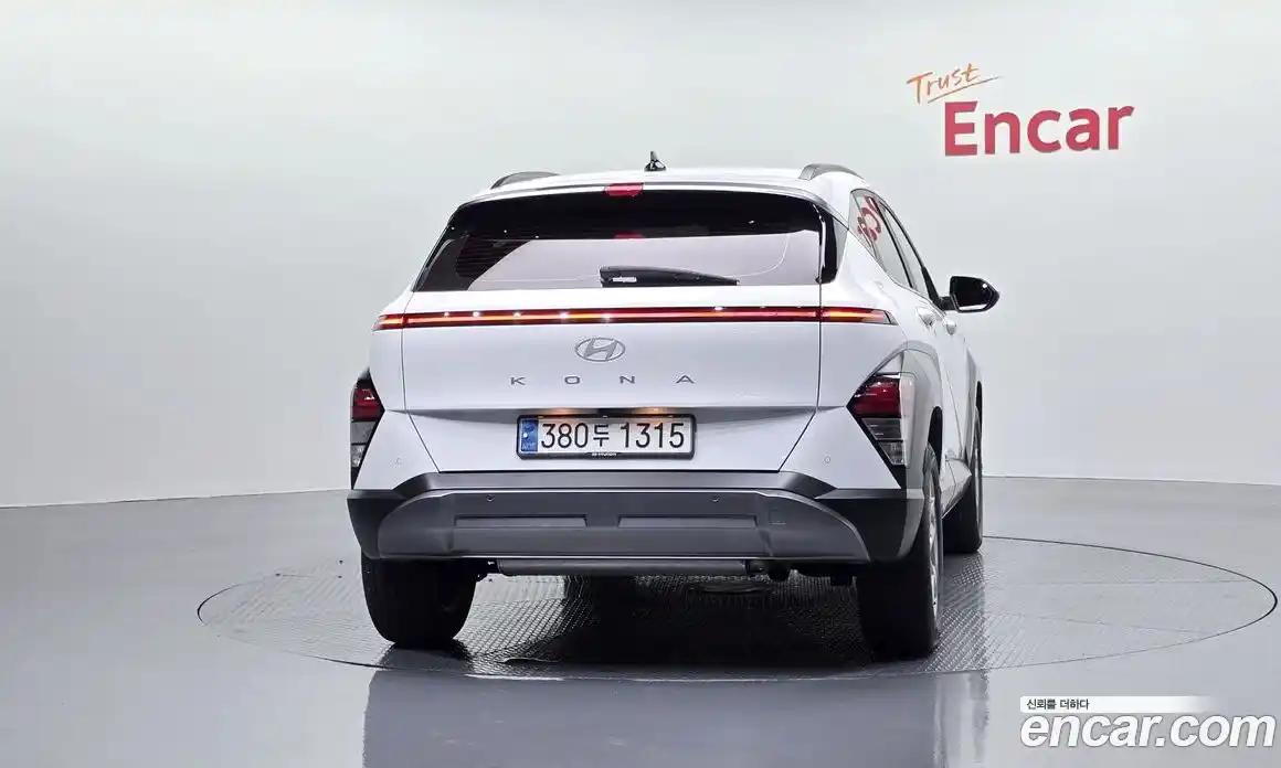 Hyundai Kona 2024 1.6 автомат (гидро), фото 4