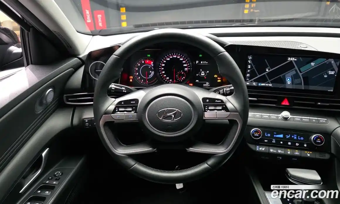 Hyundai Avante 2021 1.6 автомат (гидро), фото 19