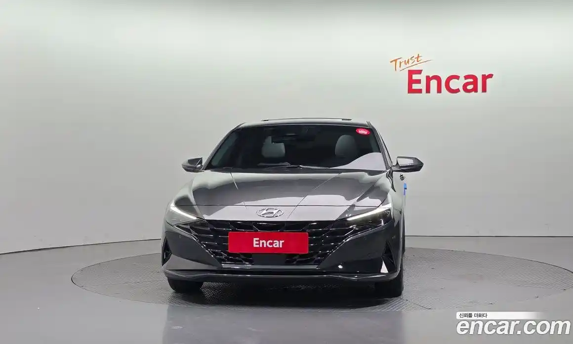 Hyundai Avante 2022 1.6 автомат (гидро), фото 3