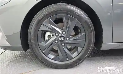 Hyundai Avante 2022 1.6 автомат (гидро), миниатюра 5