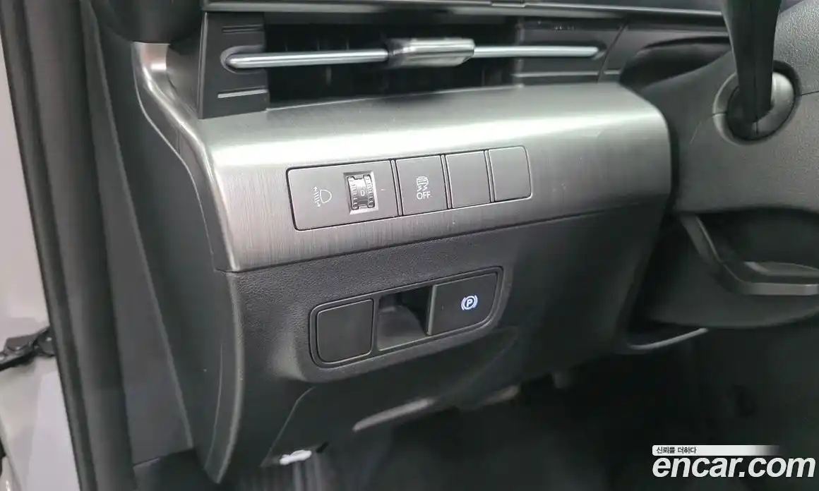 Hyundai Kona 2023 1.6 автомат (гидро), фото 12