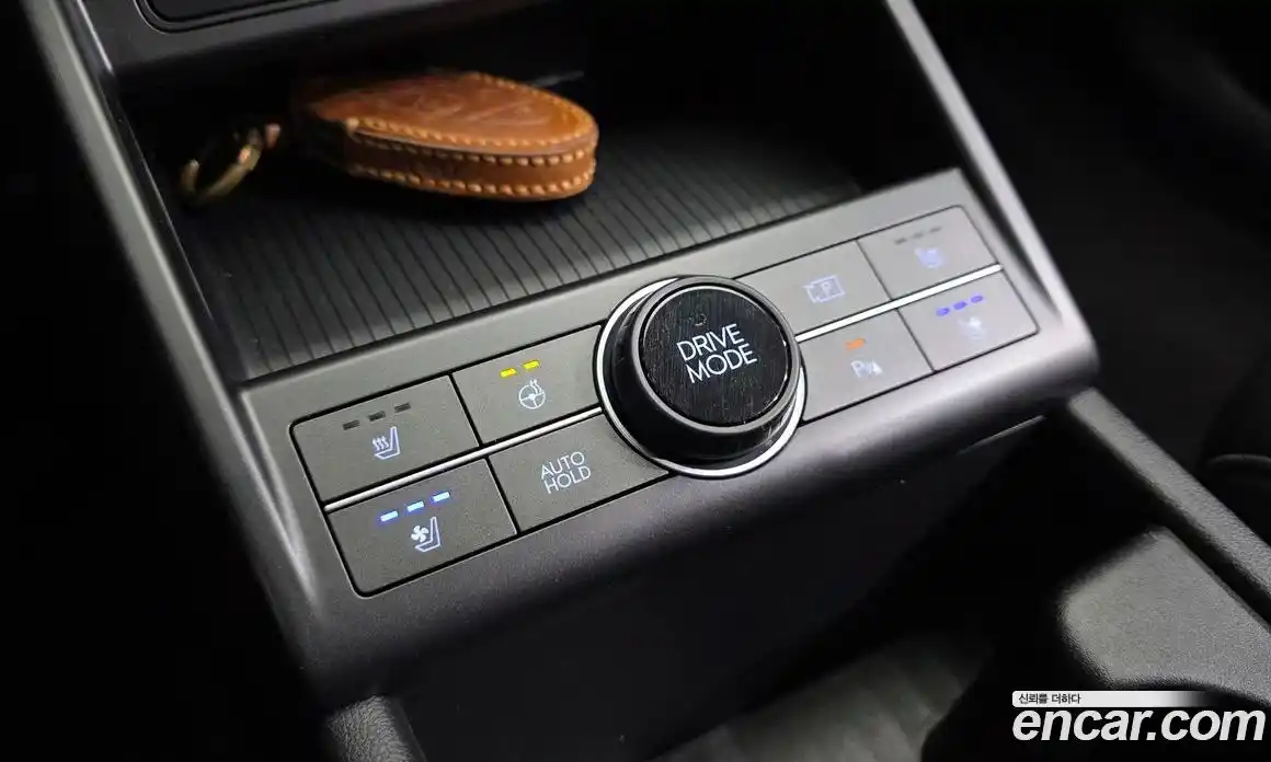 Hyundai Kona 2023 1.6 автомат (гидро), фото 17