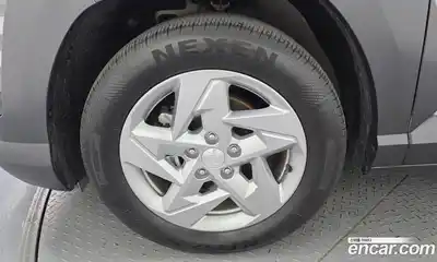 Hyundai Kona 2023 1.6 автомат (гидро), миниатюра 5