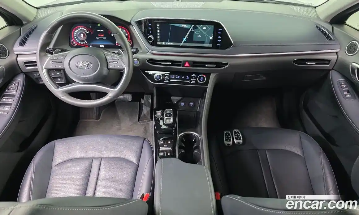 Hyundai Sonata 2023 2.0 автомат (гидро), фото 10
