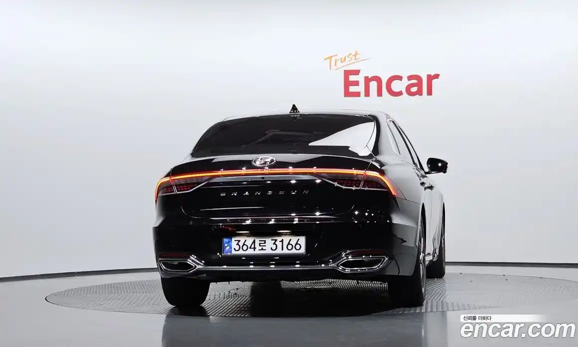 Hyundai Grandeur 2022 2.5 автомат (гидро), фото 4