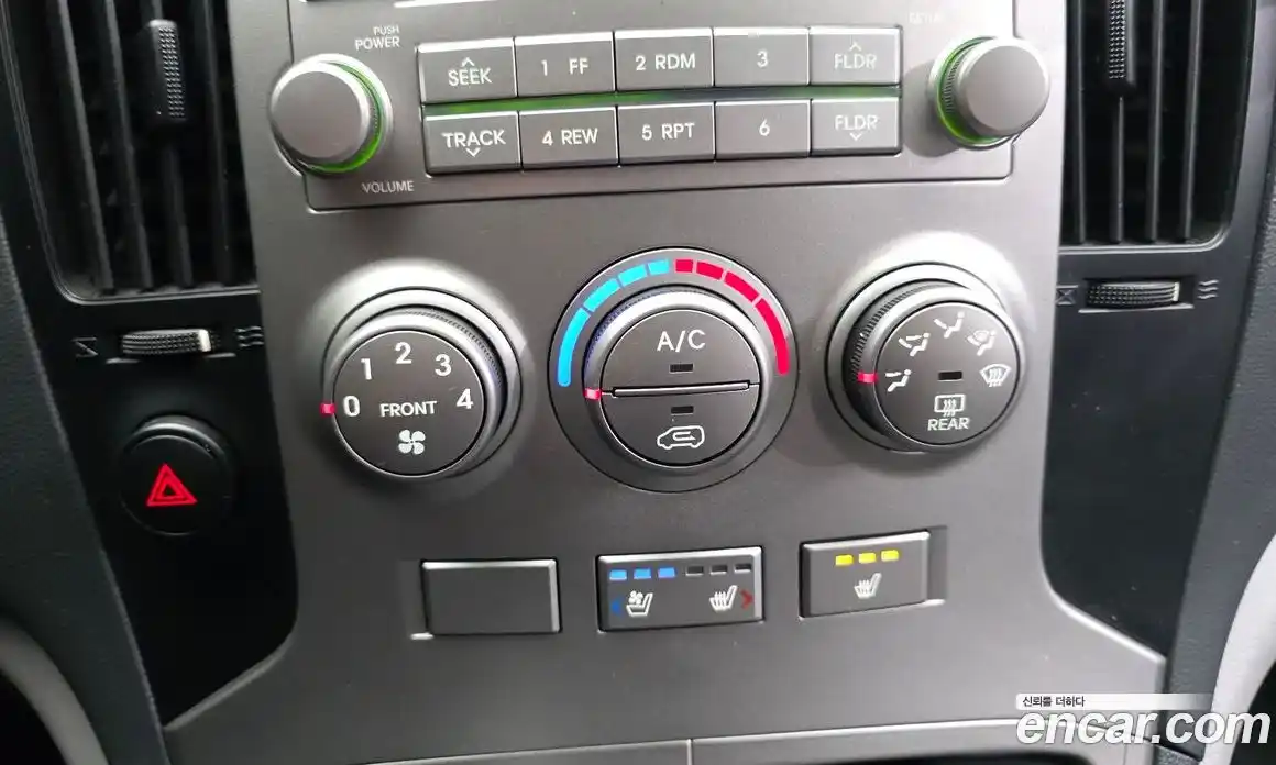 Hyundai Starex 2015 2.5 автомат (гидро), фото 17