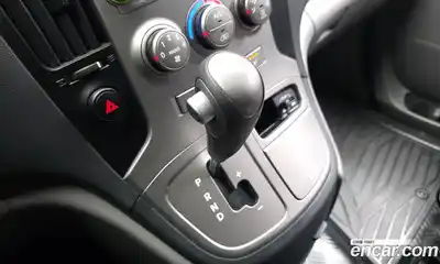 Hyundai Starex 2015 2.5 автомат (гидро), миниатюра 9
