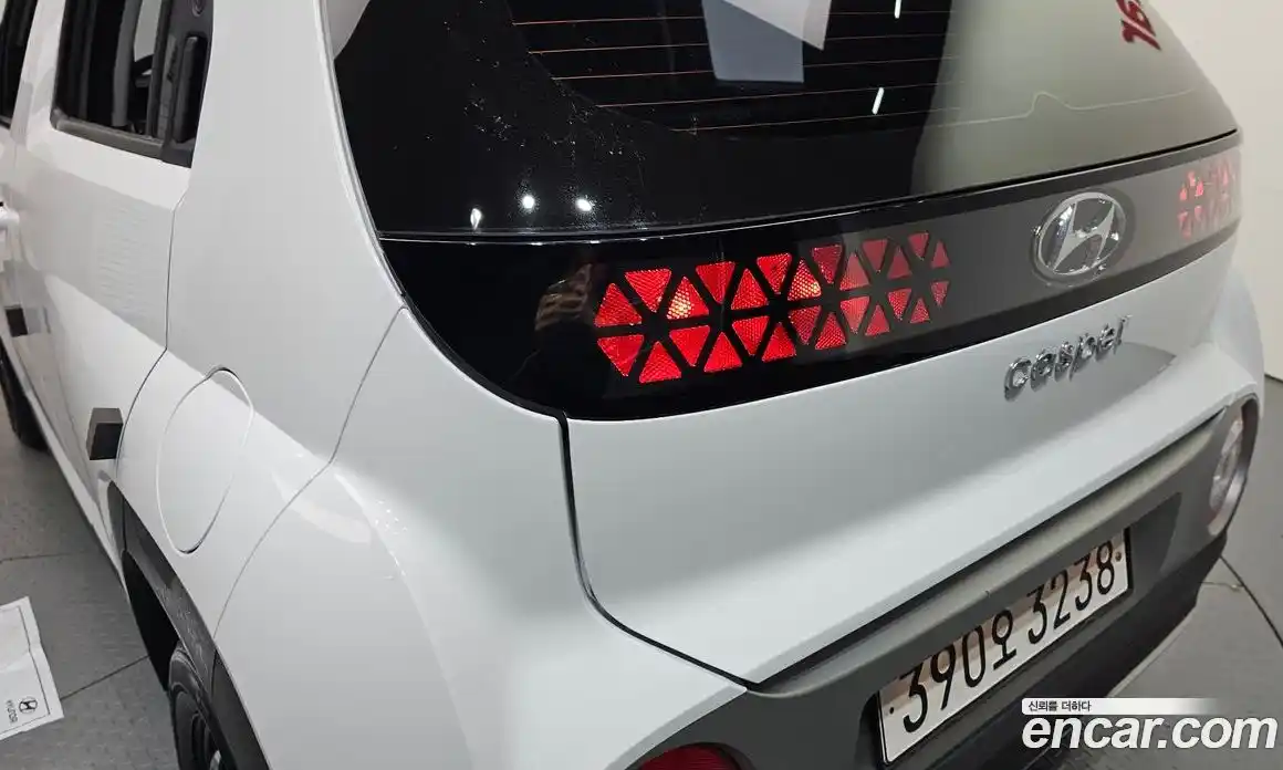 Hyundai Casper 2023 1.0 автомат (гидро), фото 9