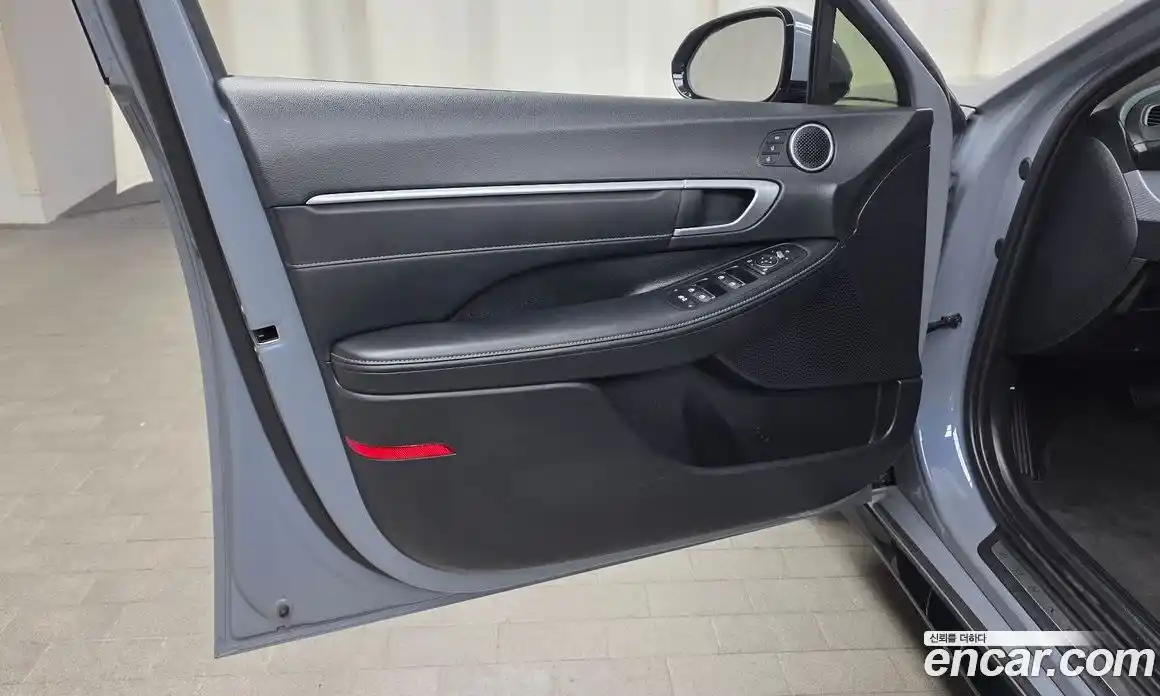 Hyundai Sonata 2024 2.0 автомат (гидро), фото 14