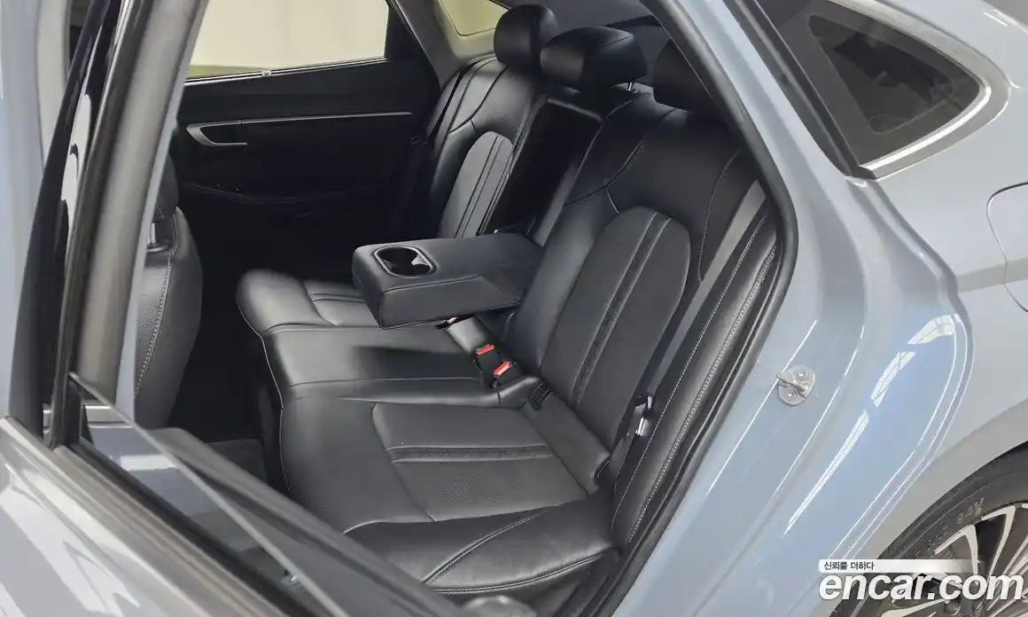 Hyundai Sonata 2024 2.0 автомат (гидро), фото 18
