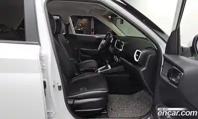 Hyundai Venue 2021 1.6 автомат (гидро), миниатюра 12