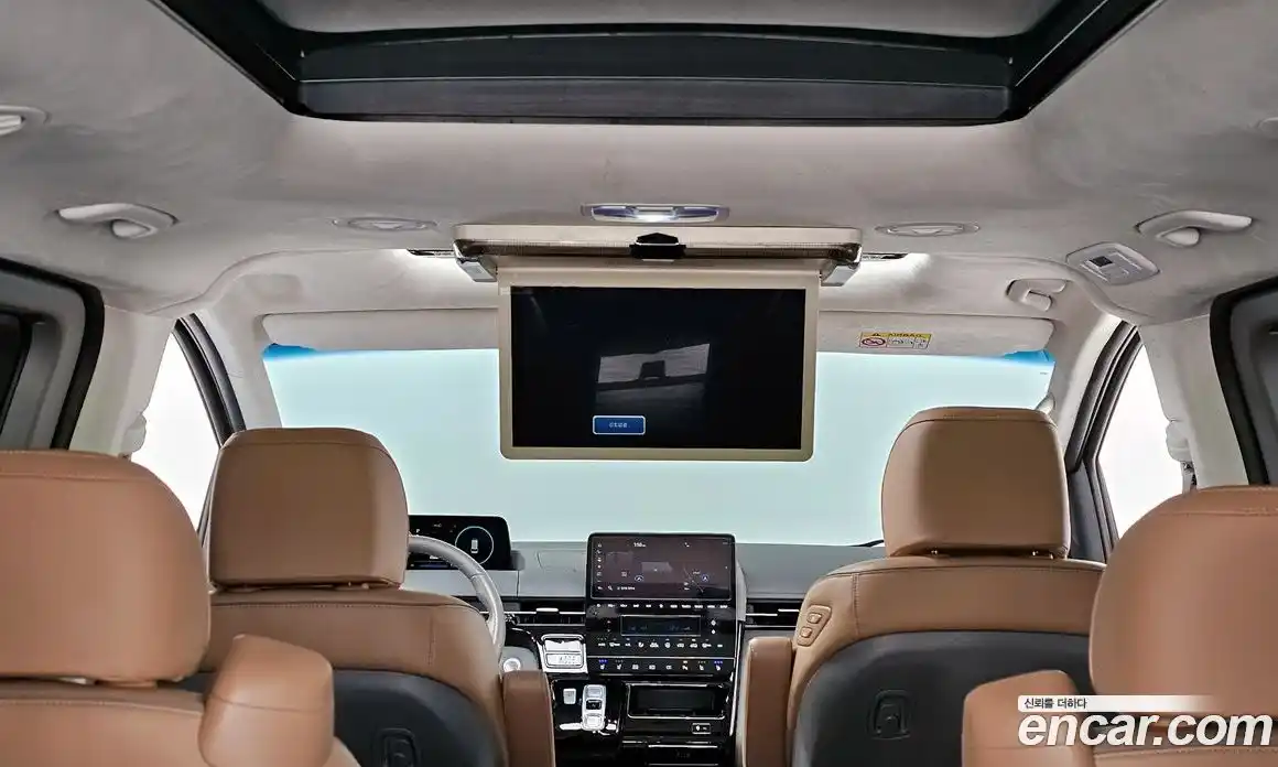 Hyundai Staria 2021 2.2 автомат (гидро), фото 23