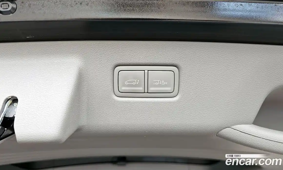 Hyundai Staria 2021 2.2 автомат (гидро), фото 25