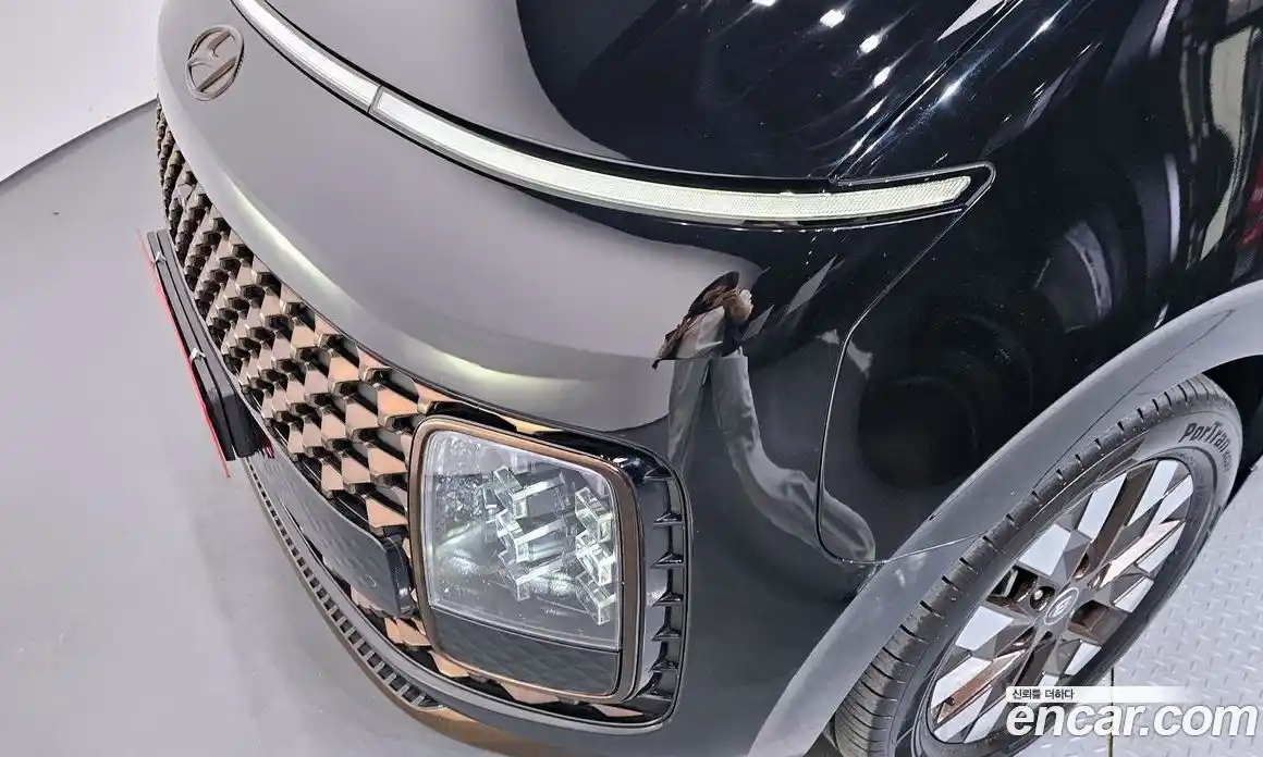 Hyundai Staria 2021 2.2 автомат (гидро), фото 7
