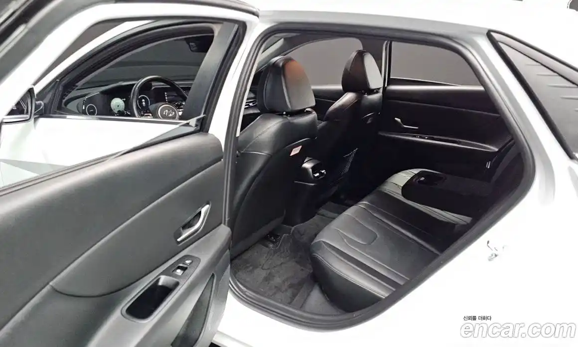 Hyundai Avante 2020 1.6 автомат (гидро), фото 18
