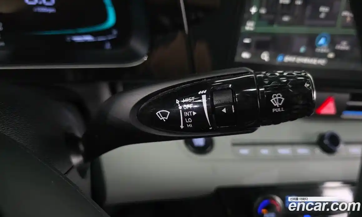 Hyundai Avante 2023 1.6 автомат (гидро), фото 29