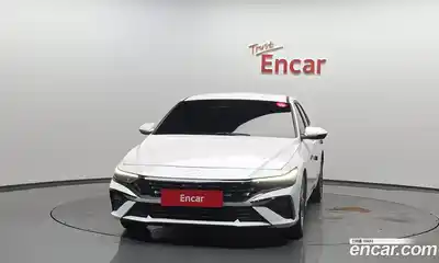 Hyundai Avante 2023 1.6 автомат (гидро), миниатюра 3