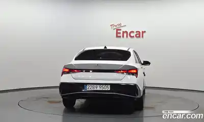 Hyundai Avante 2023 1.6 автомат (гидро), миниатюра 4