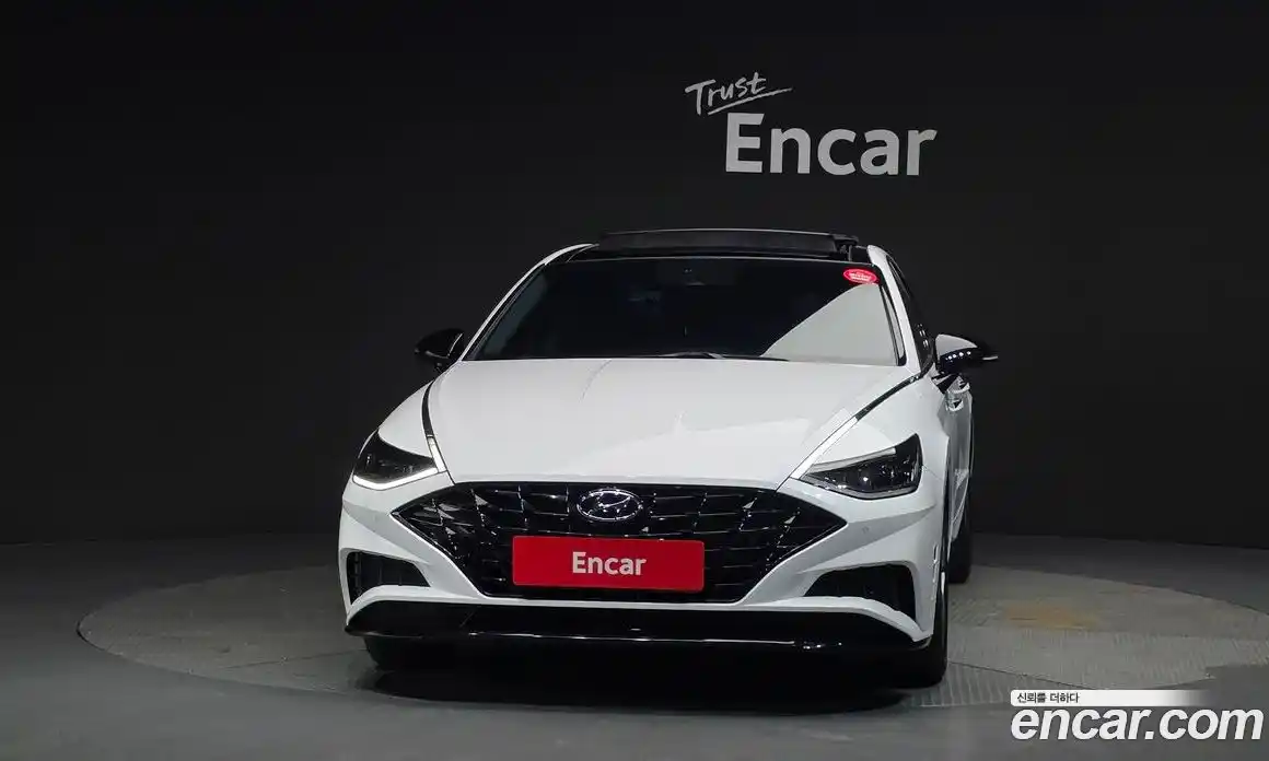 Hyundai Sonata 2022 2.0 автомат (гидро), фото 3