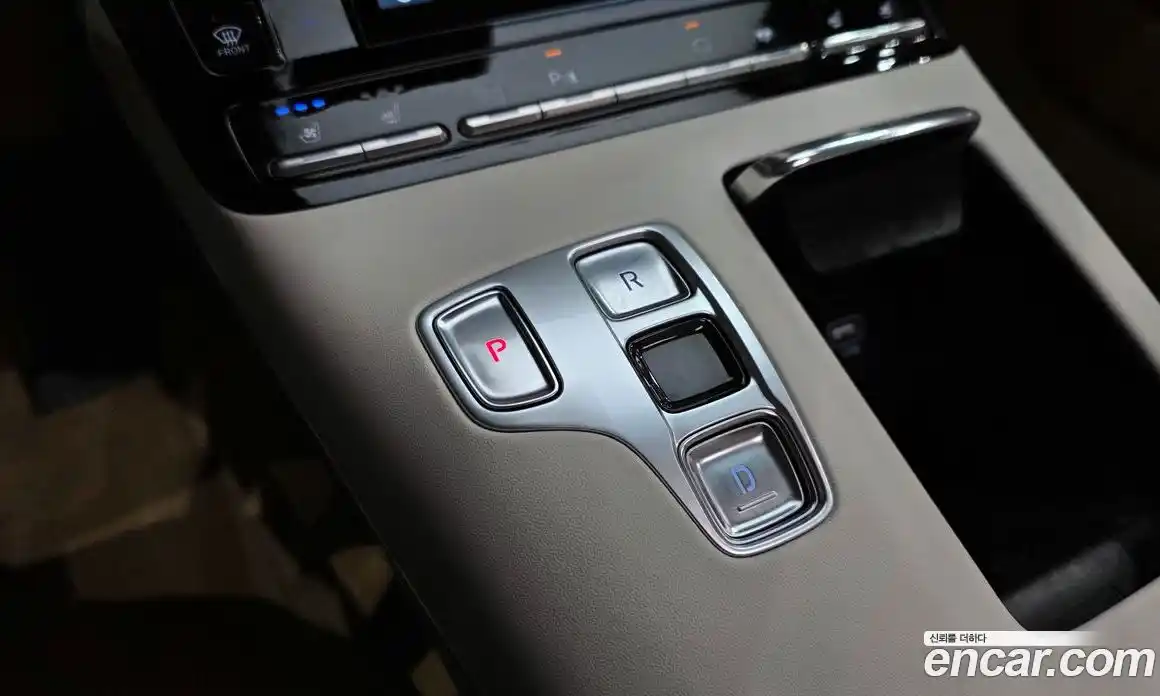 Hyundai Grandeur 2022 2.4 автомат (гидро), фото 12