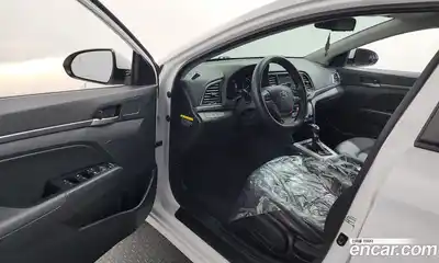 Hyundai Avante 2018 1.6 автомат (гидро), миниатюра 12