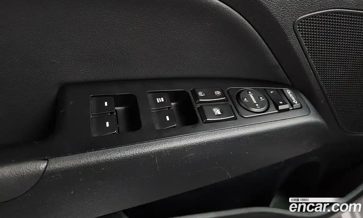 Hyundai Avante 2018 1.6 автомат (гидро), фото 28