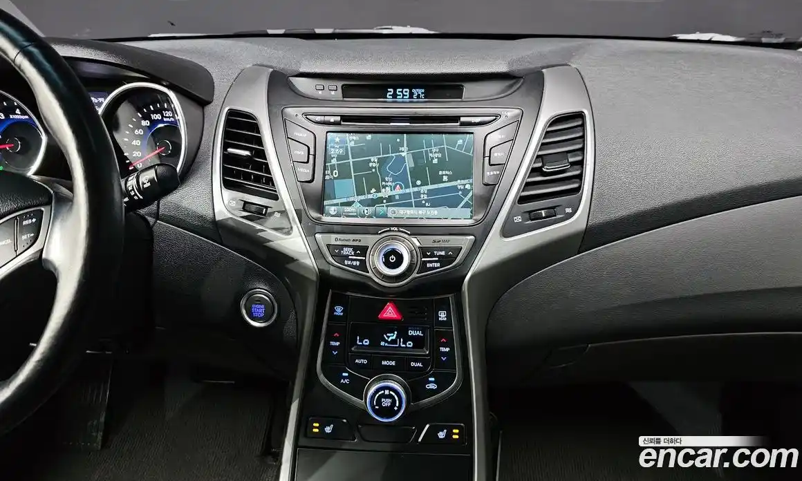 Hyundai Avante 2013 1.6 автомат (гидро), фото 17