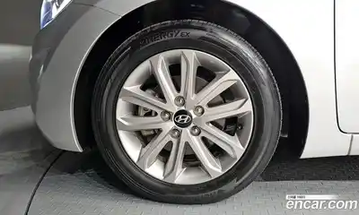 Hyundai Avante 2013 1.6 автомат (гидро), миниатюра 5