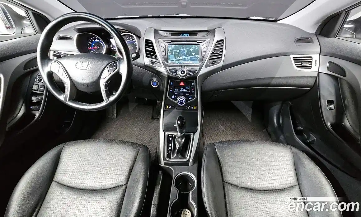 Hyundai Avante 2013 1.6 автомат (гидро), фото 7