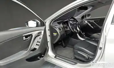 Hyundai Avante 2013 1.6 автомат (гидро), миниатюра 10