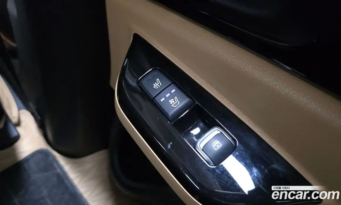 Kia Carnival 2023 2.2 автомат (гидро), фото 19
