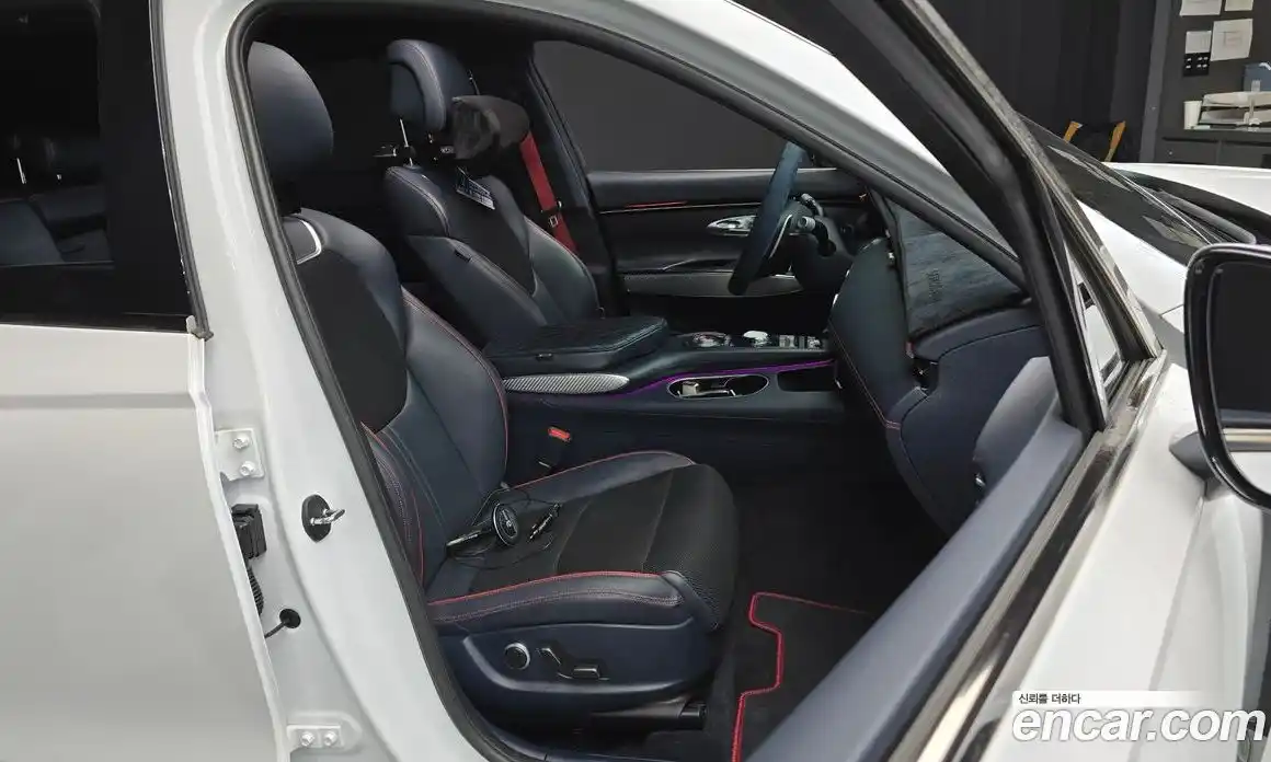 Genesis GV70 2021 2.5 автомат (гидро), фото 12