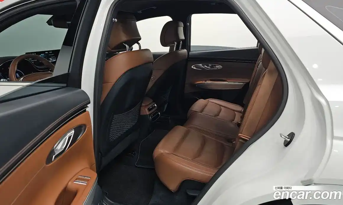 Genesis GV70 2021 3.5 автомат (гидро), фото 12