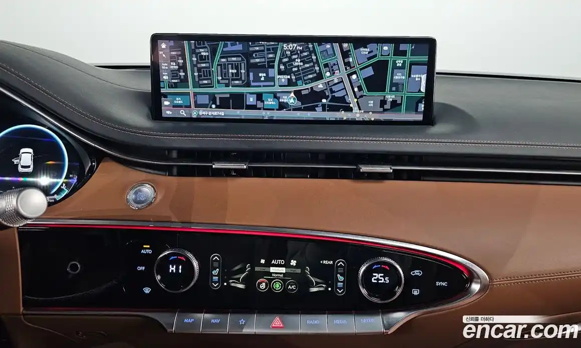 Genesis GV70 2021 3.5 автомат (гидро), фото 14